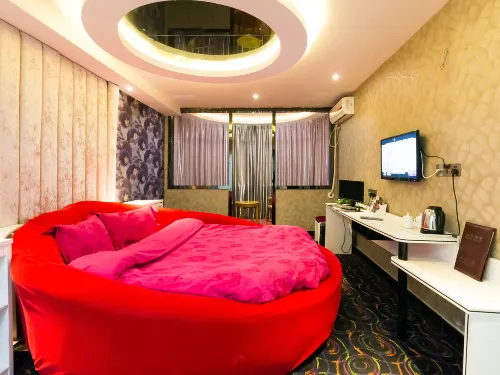 Pebble Hotel (Yanjin Cross Street) - فطور