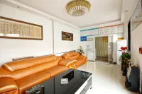 Xunyi cinema business hotel Hotels in Xunyi