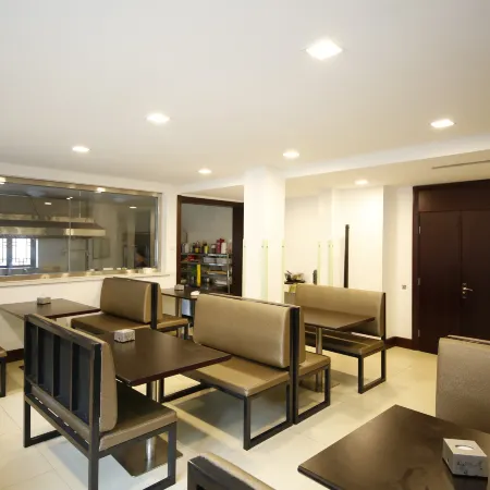 Luan County Xiyuan Inn