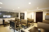 Luan County Xiyuan Inn