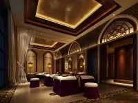 Oriental International Hotel