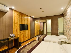 Chuanshichuanbai Business Hotel (Taizhou East Business District Store)