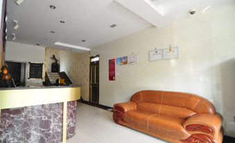 Gangwan Hotel (Ningbo Xianxiang) - Housity