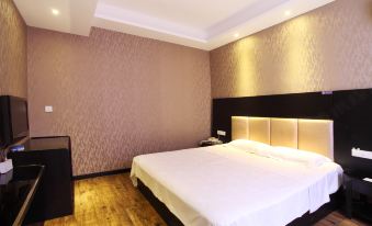 Tianyi Boutique Hotel (Jingzhou Lianghu Market)