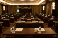 Fengjing Hotel (Shanghai Jinshan City Beach Branch) - Beach