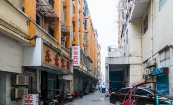 Wuwei Leyi Hotel