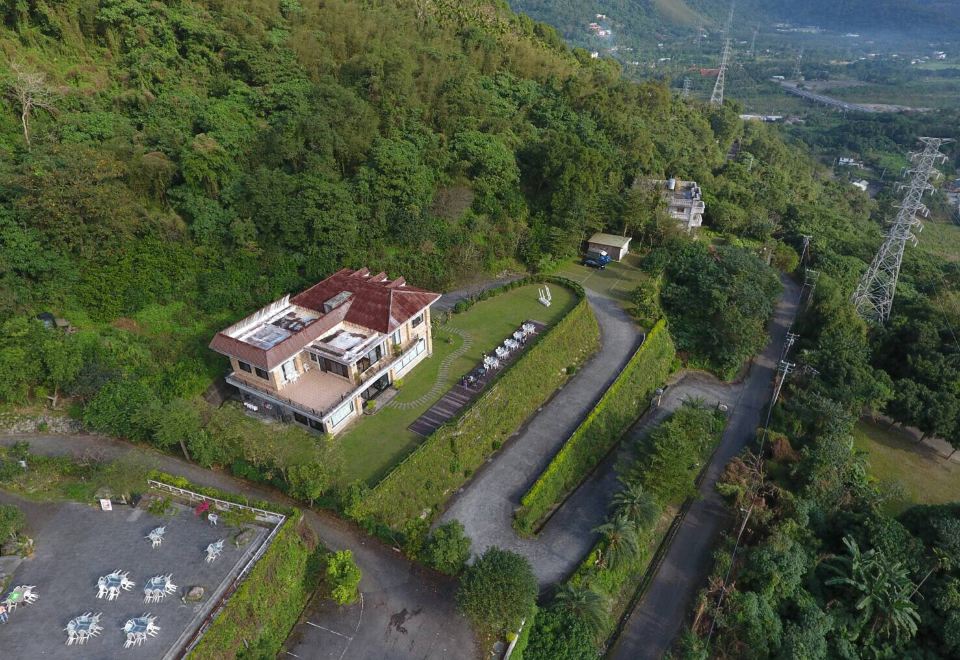 클라우드 탑 랜드스케이프 호텔에서 바라본 화롄의 경치