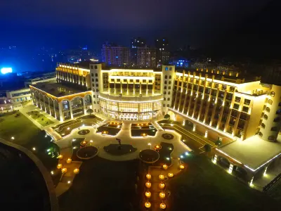 Island International Hotel Hotel dekat Bandara Liupanshui Yue Zhao