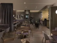 Adina Apartment Hotel Nürnberg Hotels in der Nähe von Brunnen Ehekarussell