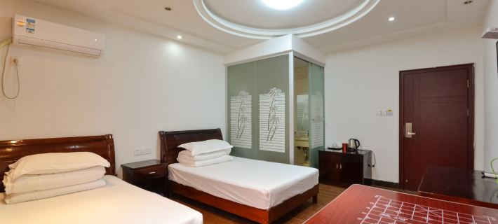 Taishan Hotel Hotels in Hukou