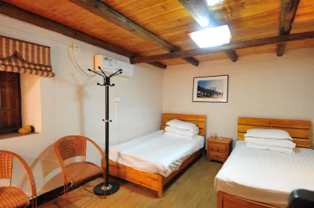 Qingdelou Inn
