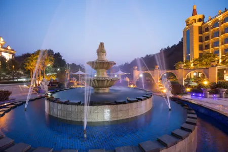 Leishan Defeng Kailong Hot Spring Hotel