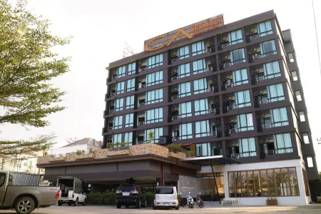 CA Hotel and Residence Phuket Отели рядом с достопримечательностью «VR COMPUTER PHUKET»
