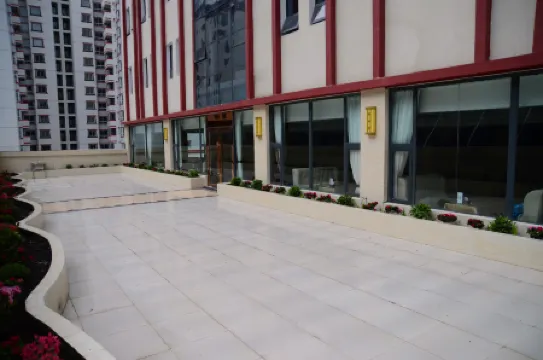 Rezen Jundun Hotel (Ganzi Danba)