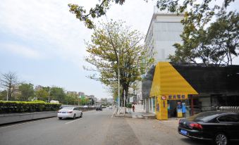 8 Inns (Dongguan Nancheng Pedestrian Street)