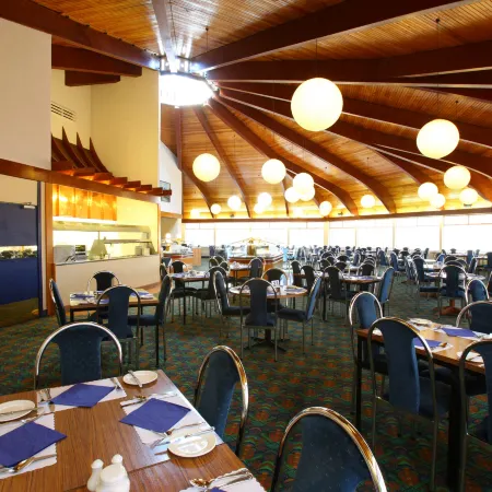 Distinction Luxmore Hotel