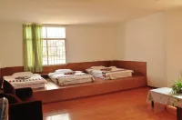 Caoya International Youth Hostel