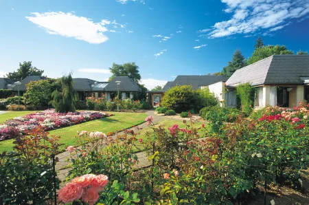 Distinction Te Anau Hotel & Villas