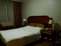 北京红旗宾馆 - 豪华大床房