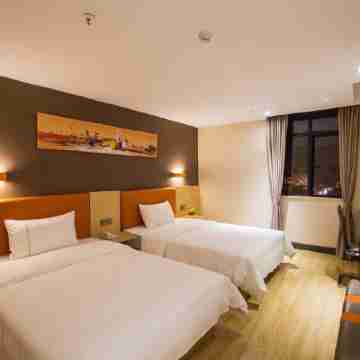 7 Days Premium Hotel (Penglai New Bus Station) Rooms