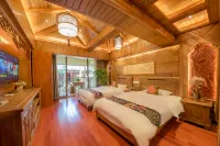 Q+ Xishuangbanna Golden Mango Inn ( jinghong Gaozhuangxishuangjing Starlight Night Market)