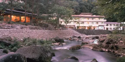 Gensenkan Hotel dekat Hunter Mountain Shiobara