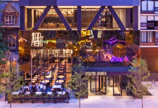 โรงแรมอีเอ็มซี2 ออโตกราฟคอลเลกชั่น โรงแรมใกล้มหาวิหาร