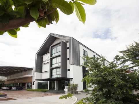 อีซี่โฮเทล 1 ลำพูน