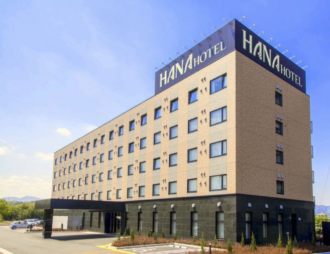 4. Hana Hot..