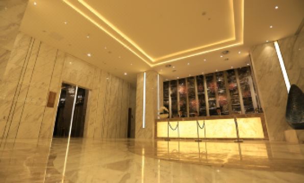 Days Inn by Wyndham Business Place Goldwin Yantai