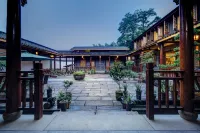 Yunshuiyu Moganshan Hot Spring Siheyuan Homestay