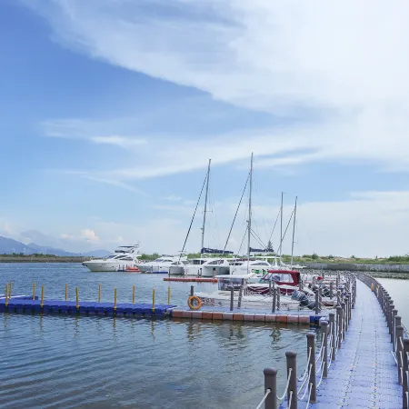 Huarun Xiaojingwan Shanhai Livable Hotel