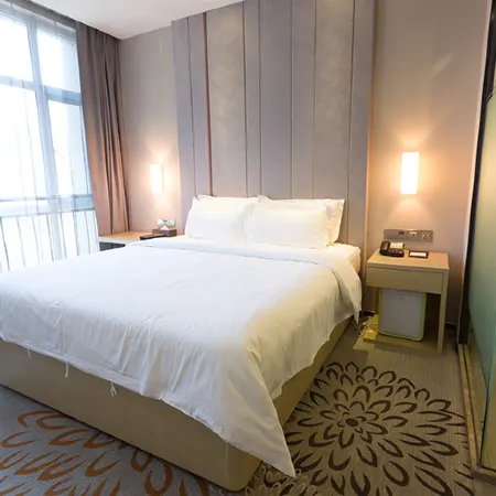 Open Hotel