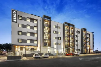 Quest Port Adelaide Hotel berhampiran Lickerish