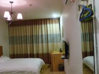 怡莱酒店(泰州金鹰坡子街店) - 舒适标准双床房