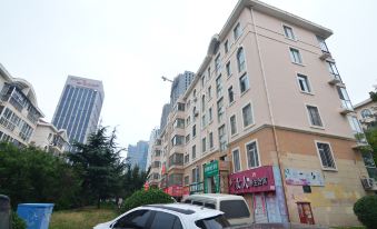 Qingdao Jinsiyu Hotel