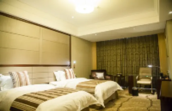 Huaxi Hotel Hotels near Wendeng