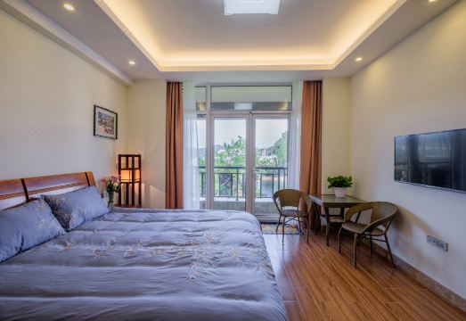 Zeshuiju Lake Villa Hotel Overview