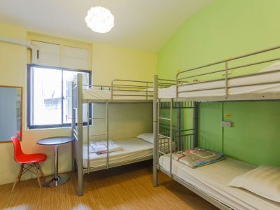 The Hive Singapore Hostel