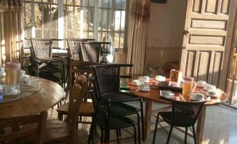 Lishu (First Floor with Luzhou Mei Restaurant)