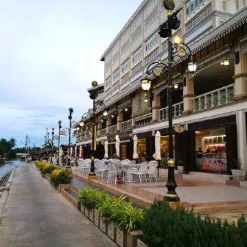 Chuchaiburi Sri Amphawa
