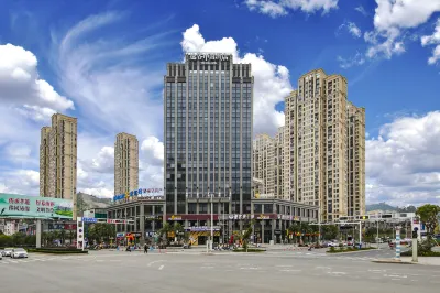 Tuke China Hotel (Fuding Central Plaza) Hotels near NIKE