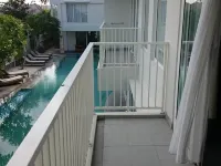 Paragon Hotel Seminyak Hotels near Umalas