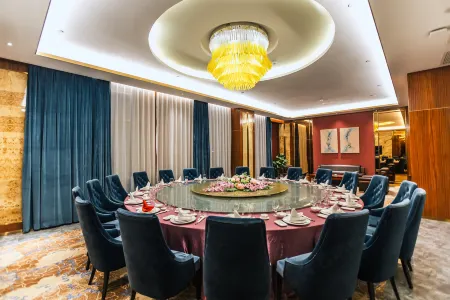 Ruixue International Hotel Отели в г. Гаоан