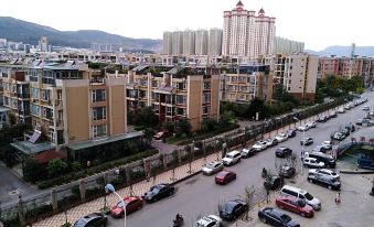 Kunming Jiujing Short-term Rental Apartment