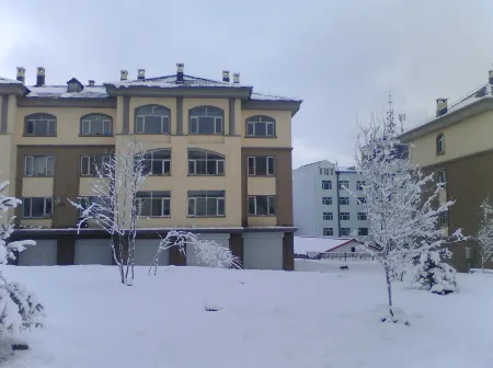 Yichun Wengxinyuan Family Guesthouse Отели рядом с достопримечательностью «Народное правительство Тунг-Ван»