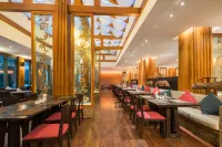 Lijiang International Hotel