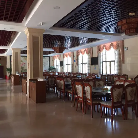Longguizhai Waterfall Hotel