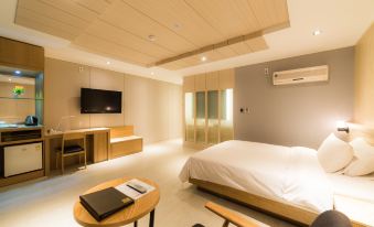 Reborn Suwon Silkroad Hotel