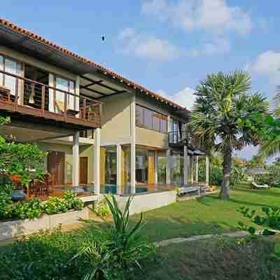 Uga Bay - Pasikuda Hotel Exterior